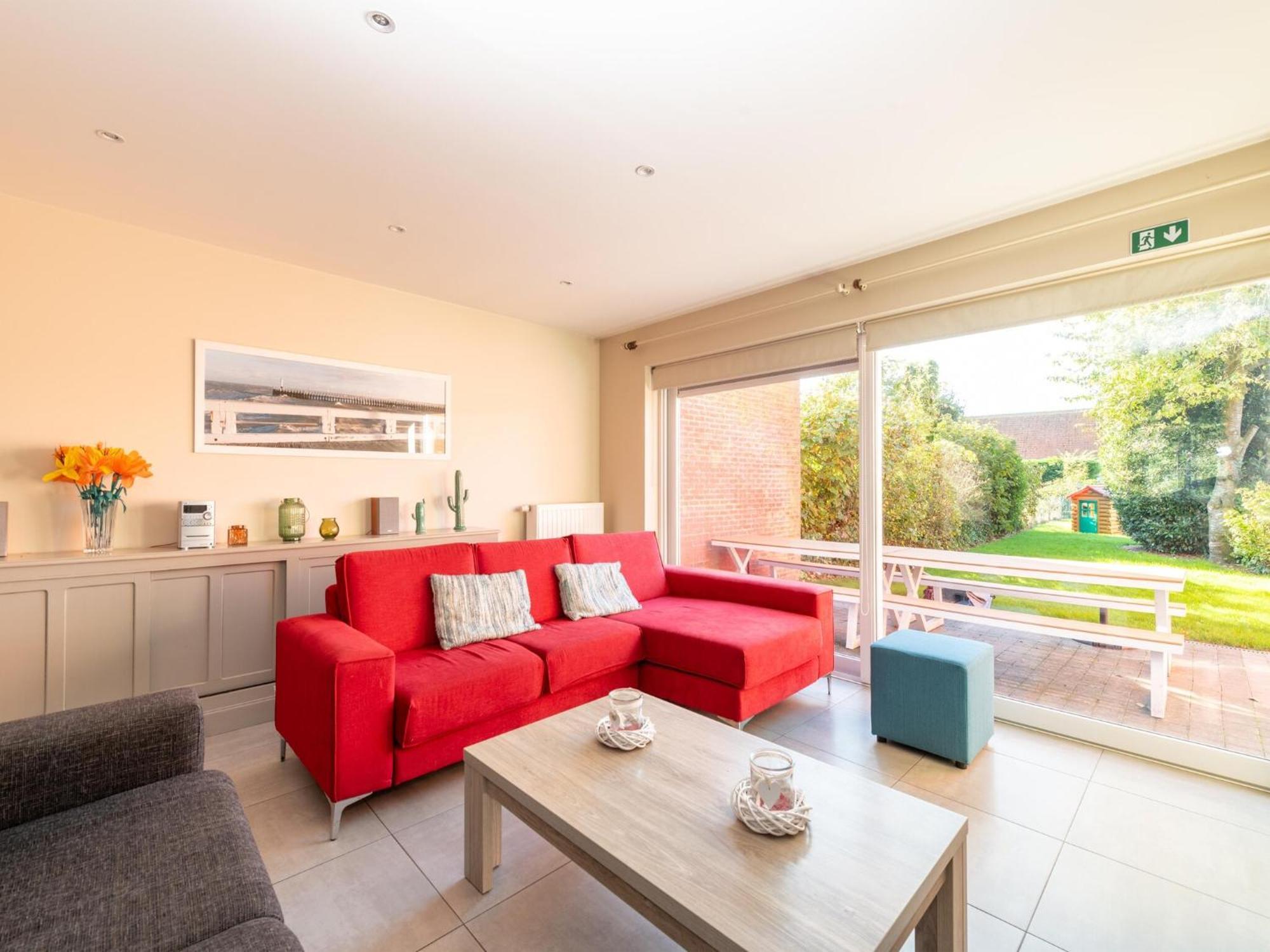 Spacious Holiday Home With Garden ニーウポールト エクステリア 写真